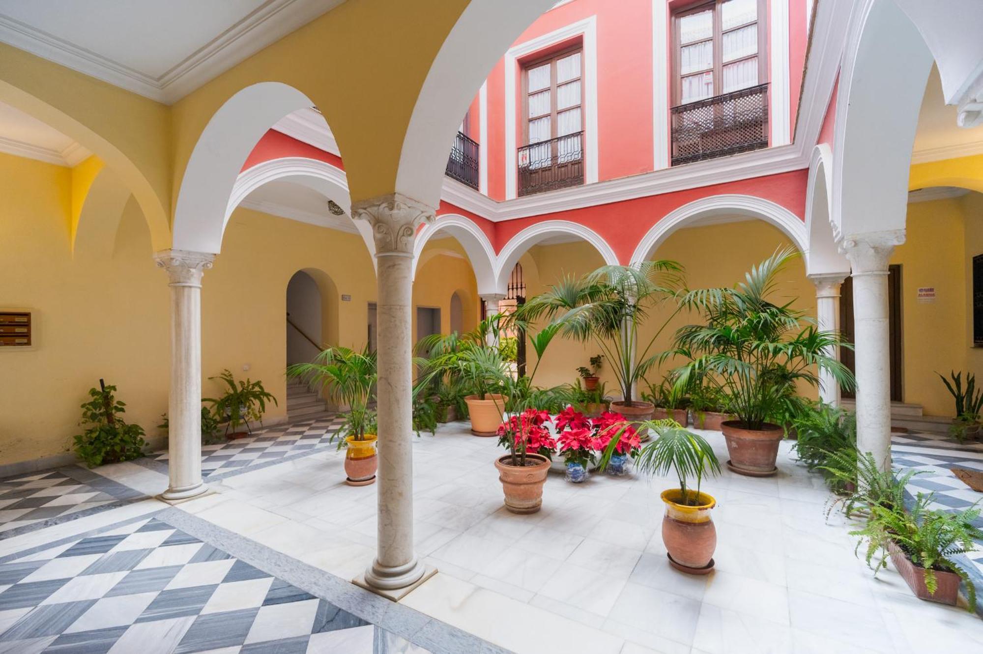 Wide With Terrace & Parking- 3Bd 2Bth- Alfalfa Sevilla Kültér fotó